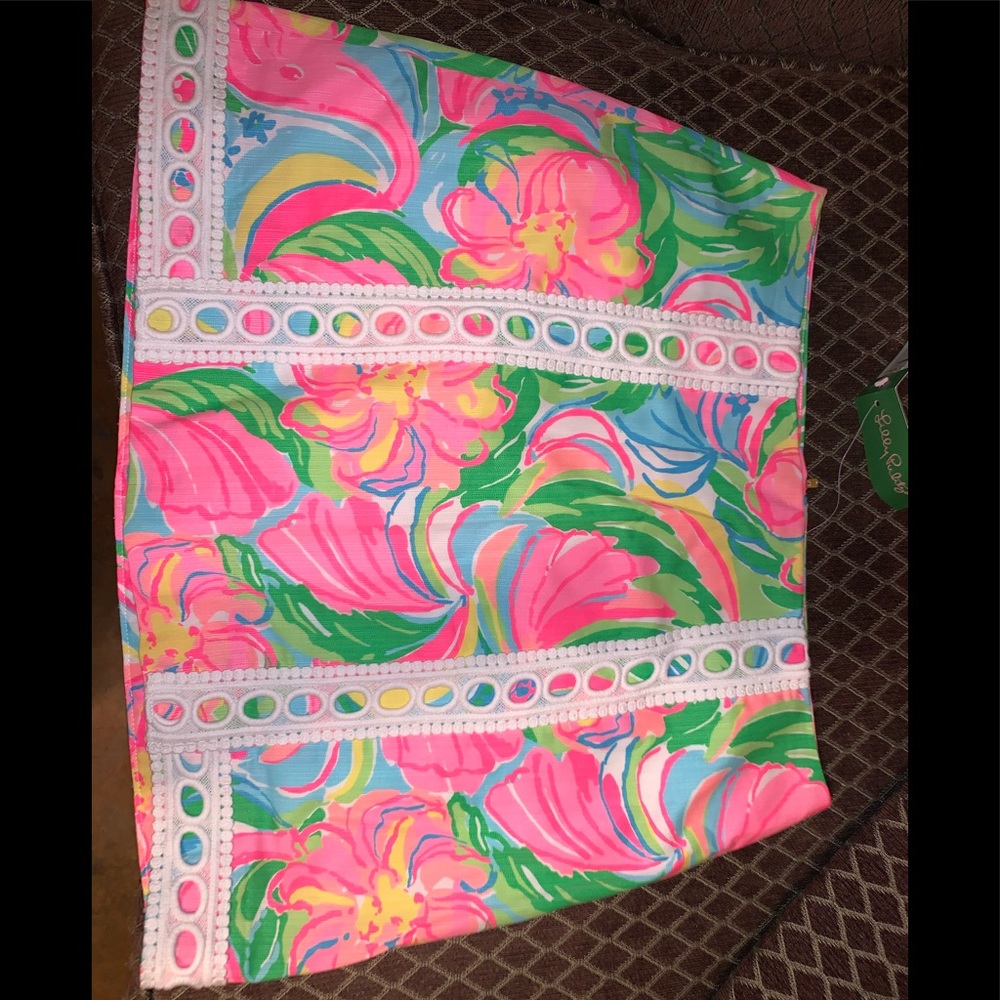 Size 6 Lilly Pulitzer skort BRAND NEW